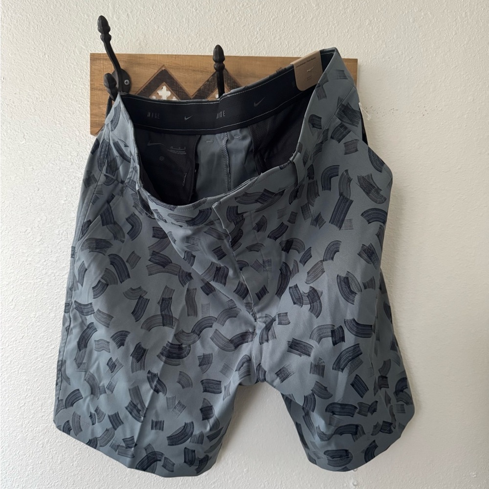 Nike Patterned Golf Athletic Shorts